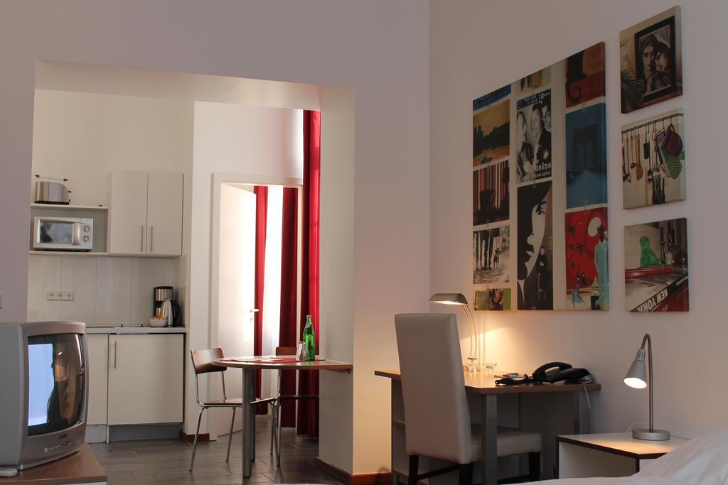 Gls Studio Hotel Berlín Pokoj fotografie